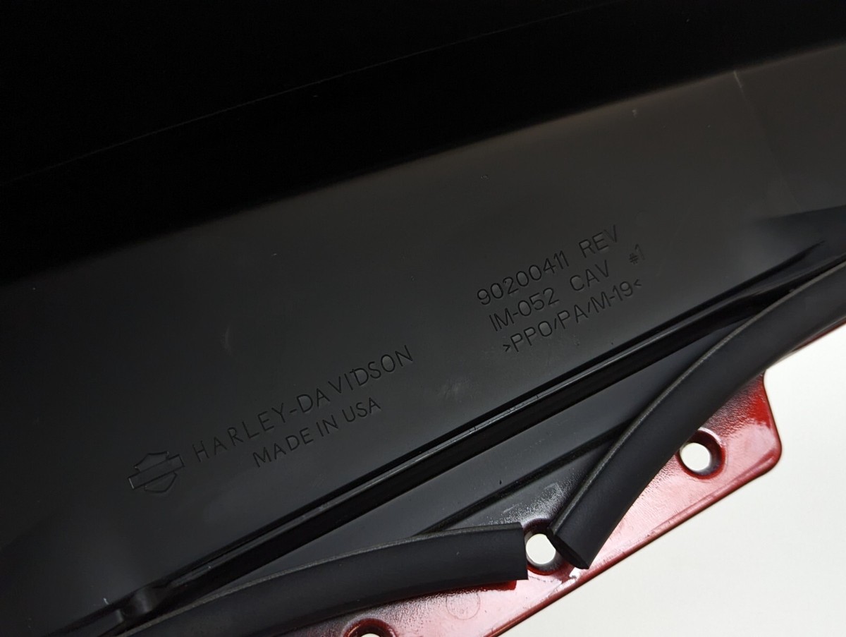 2014-2023 Harley-Davidson OEM Touring Right Saddlebag Lid