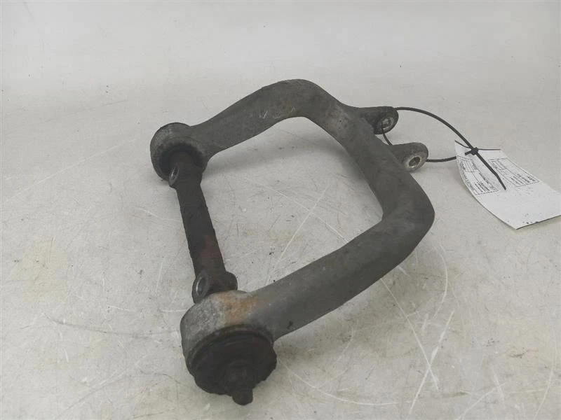 Brazo de control superior trasero izquierdo Buick Rendezvous 2002-2007 Foto 4 de 4