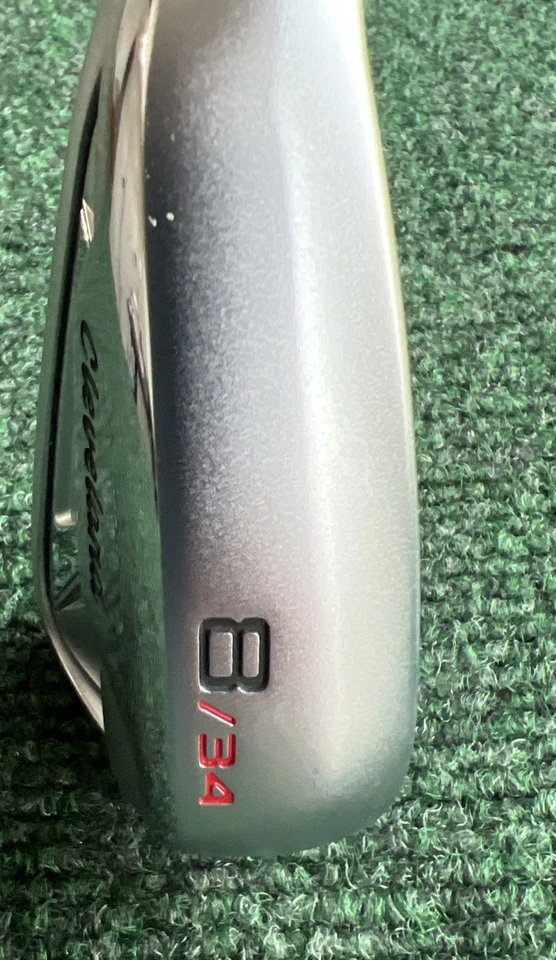 Cleveland Launcher UHX 34 8 Iron Regular R300 DG DST 98 Steel Shaft Lefty - Image 3 of 4