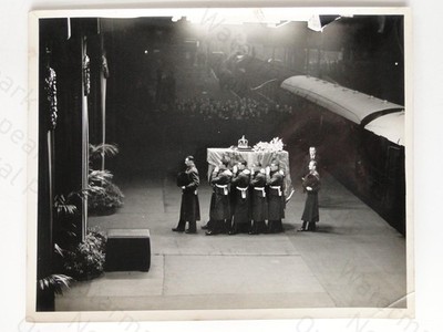 King George VI Funeral Coffin Imperial State Crown Paddington Station 1952