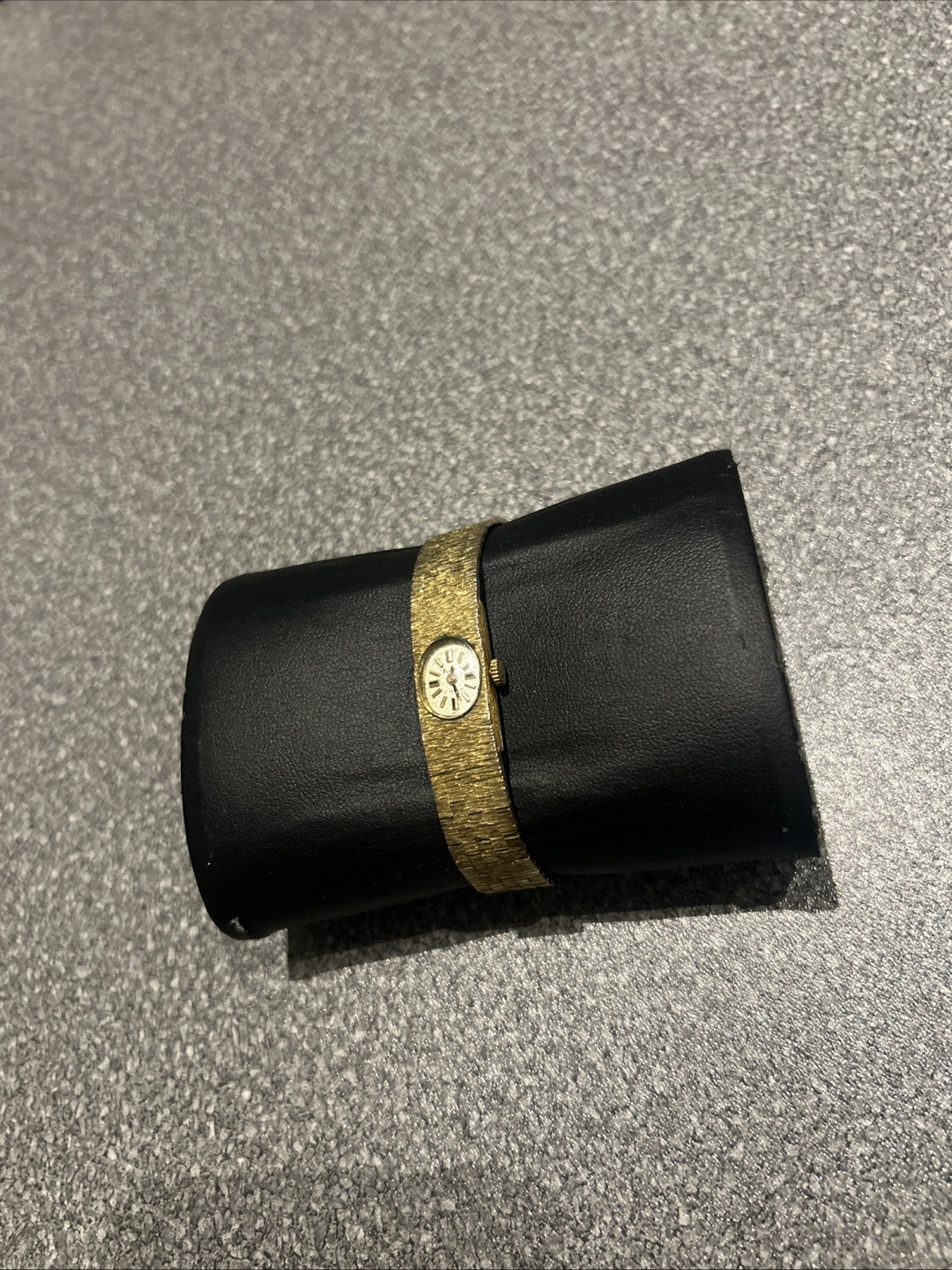 Picture 1 of 10