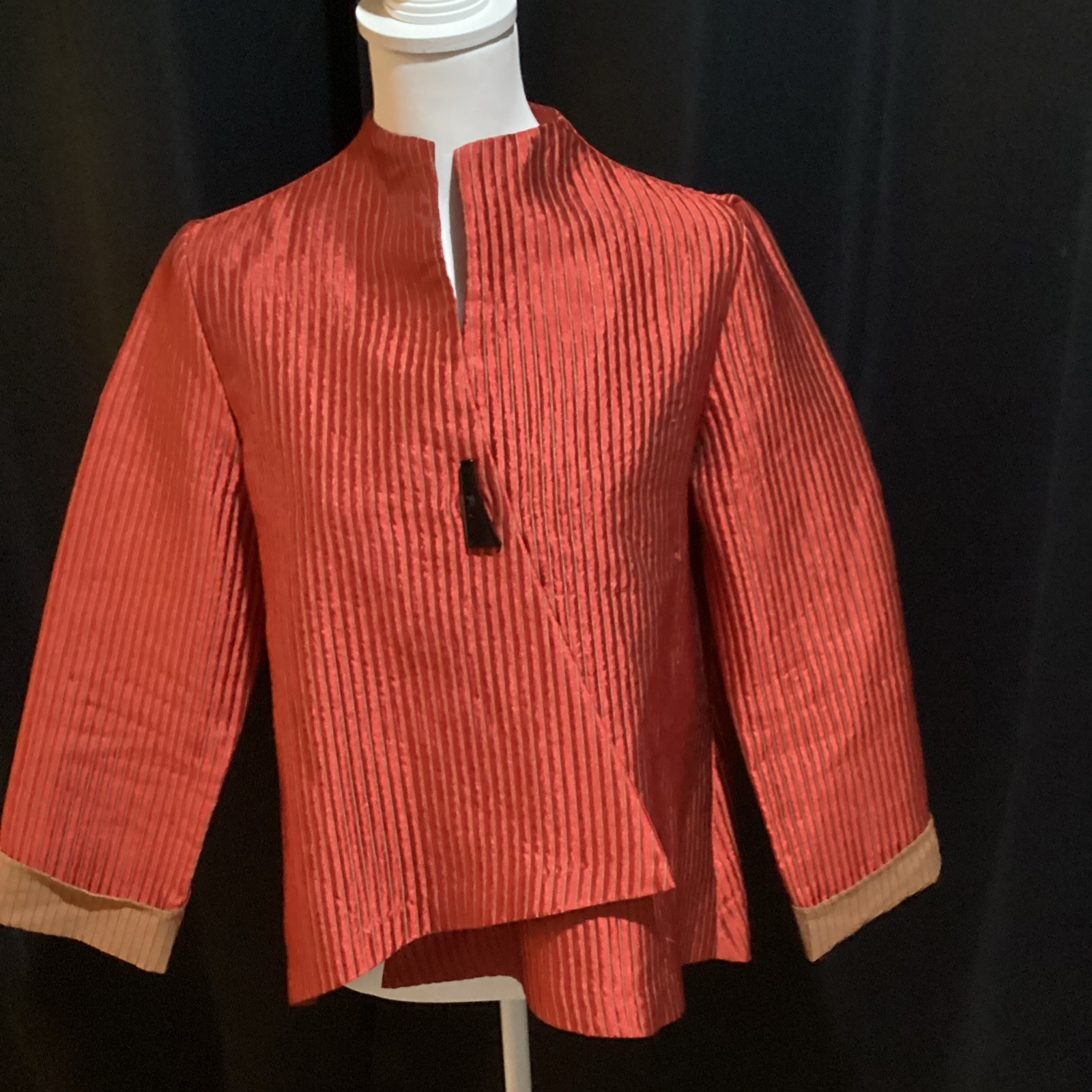 Red Textured Mandarin Collar Long Sleeve Jacket