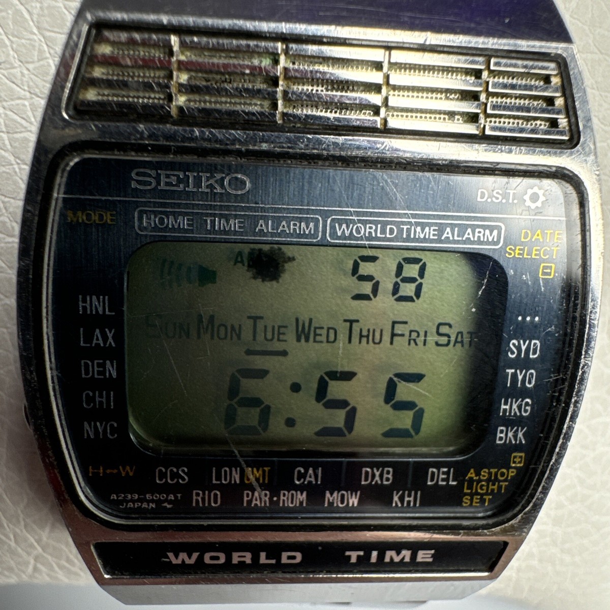 Seiko Atlas World Time A239-502A Digital Quartz Mens Watch