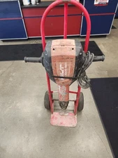 Hilti TE 3000-AVR Jack Hammer – Good Condition – Heavy-Duty Demoliti (P22015741)