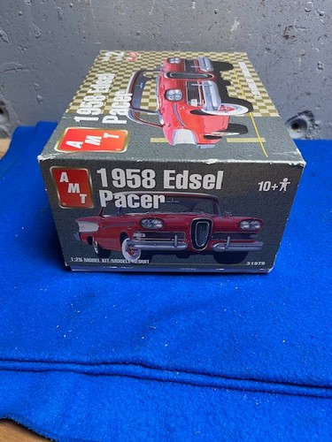 AMT '58 Edsel Pacer - Edición 2002 - Kit de coche modelo escala 1:25 - Imagen 2 de 10