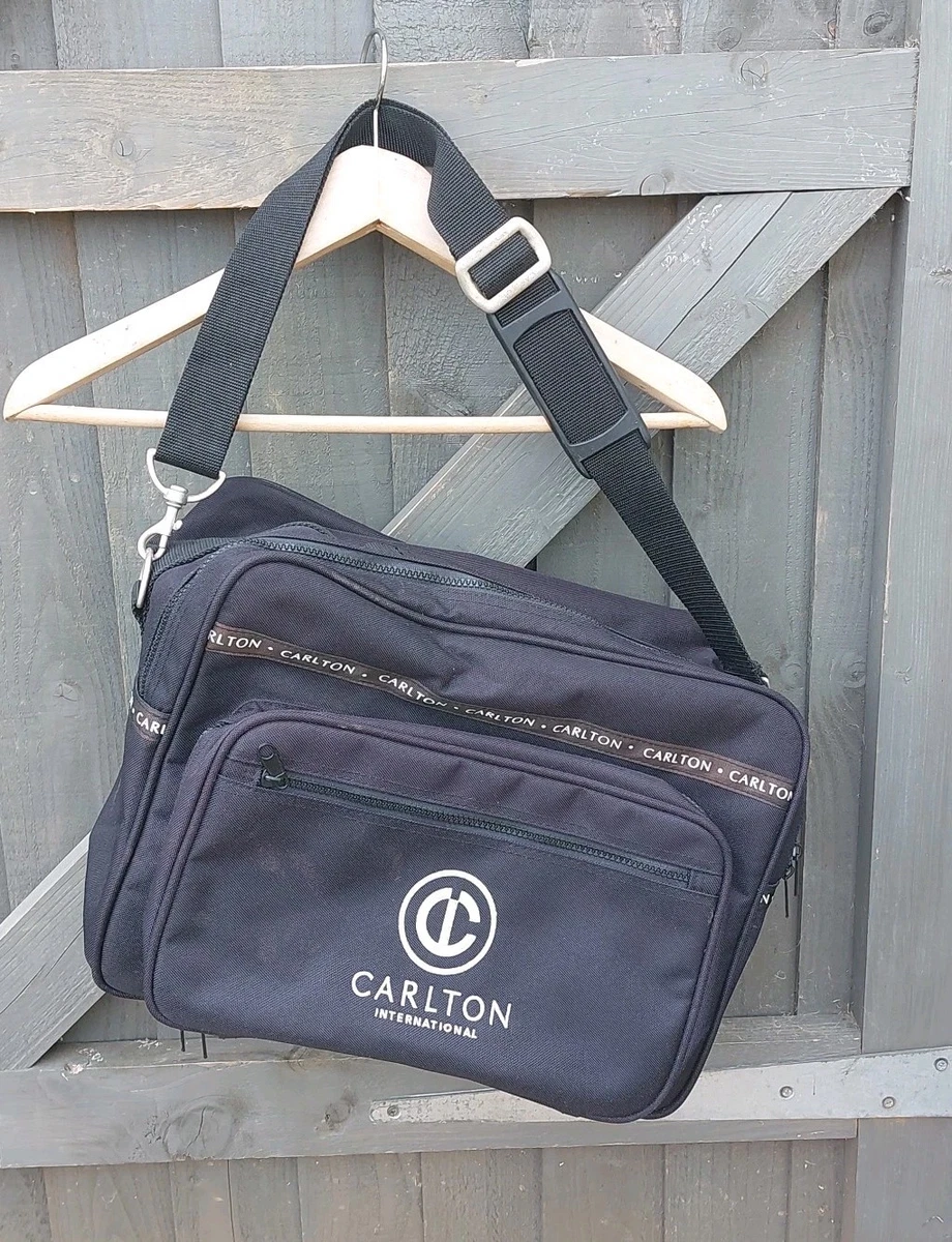 ANCIENNE PETITE VALISE EN ROTIN INTERIEUR TISSU COLLECTION DECO VINTAGE Xxe Imgx1200 4607