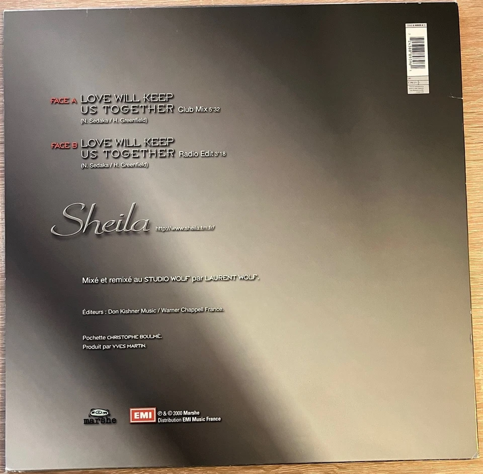 Sheila - Maxi vinyle - Love will keep us together - Dédicacé par Sheila en 2000 - Photo 2/4