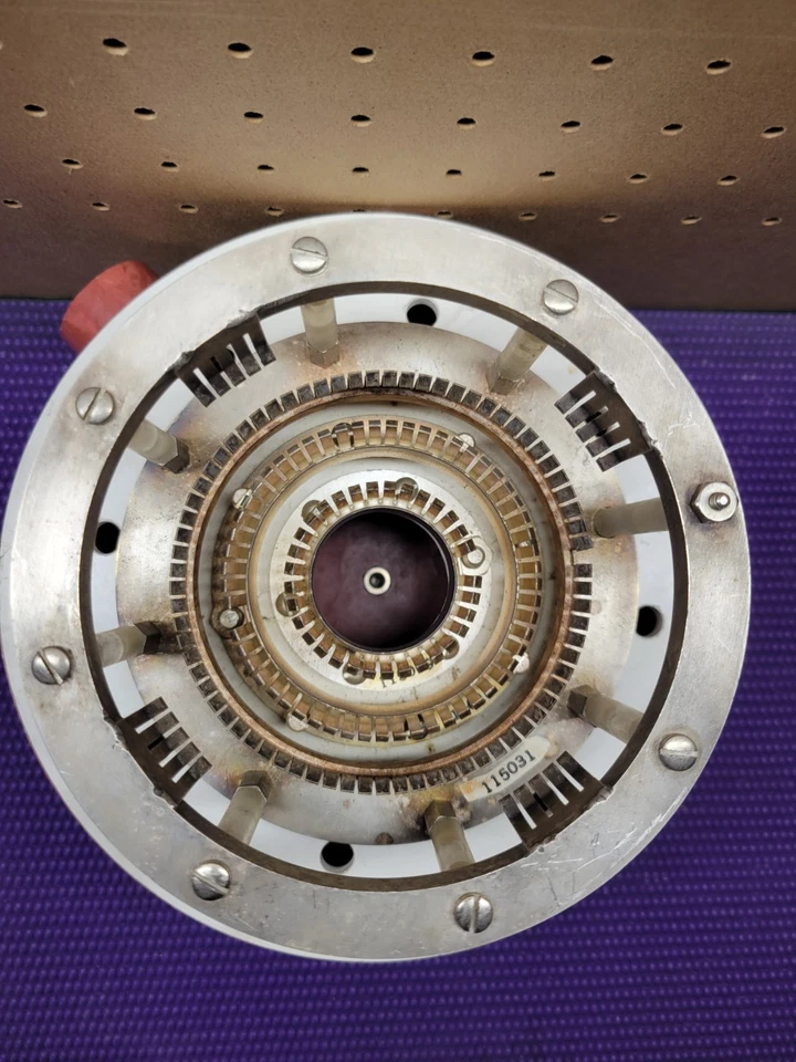 Enchufe de tubo con chimenea 4cx5000 Eimac SK-110. Foto 3 de 4