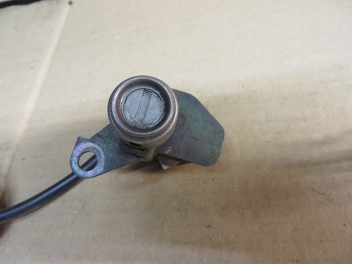 HYUNDAI SANTA FE 01-06 DOOR LOCK CYLINDER WITH SWITCH GROUP OF 2 WITHOUT KEY - Picture 7 of 8