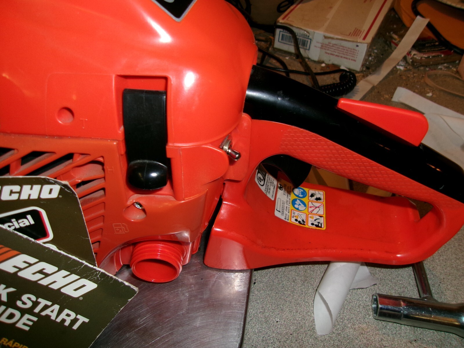 Echo CS 310 Gas Chainsaw needs gas, oil cap and chain 743184995341 eBay