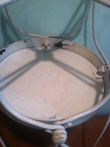 Antique White Painted Metal Child's Ice Cream Parlor Soda Fountain Stool - Picture 8 of 9
