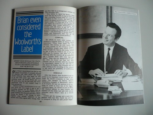 The Beatles Monthly Book No. 72 November 1982 Fan Club Magazine Paul McCartney - Foto 15 di 21