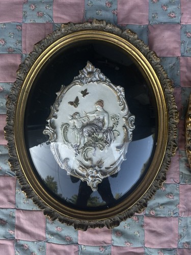 Ceramic Antique Wall Hanging Pair - Picture 4 of 10