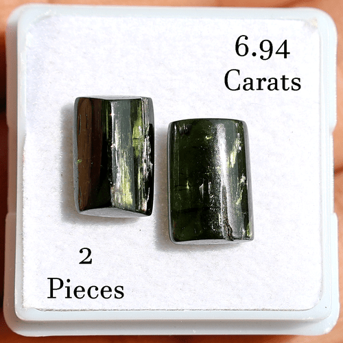 2 Pezzi Tormalina Verde Naturale Alta Qualità 10,5-10,9mm Pan di Zucchero Cabochon Gemme - Foto 4 di 9