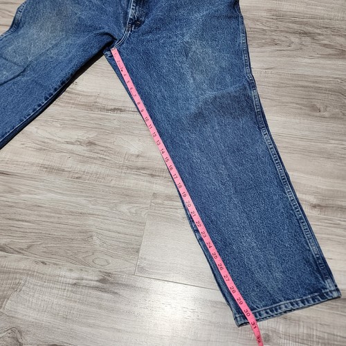 Wrangler Men’s Blue Denim Jeans 46 x 30 Regular Fit 100% Cotton Medium Wash Stra - Picture 8 of 8
