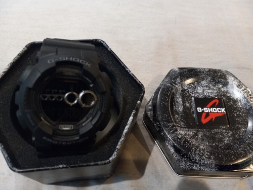 Casio G-Shock, GD 100, Armbanduhr, originalverpackt, funktioniert super