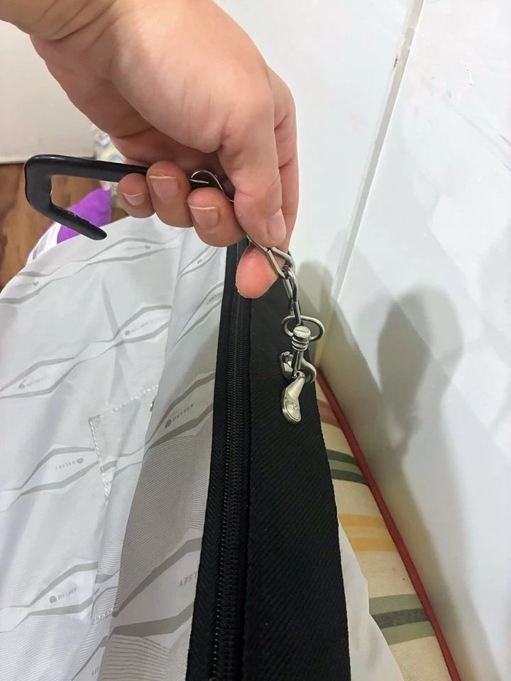 DELSEY Bolsa de Ropa Equipaje Negro Como Nueva Foto 2 de 4