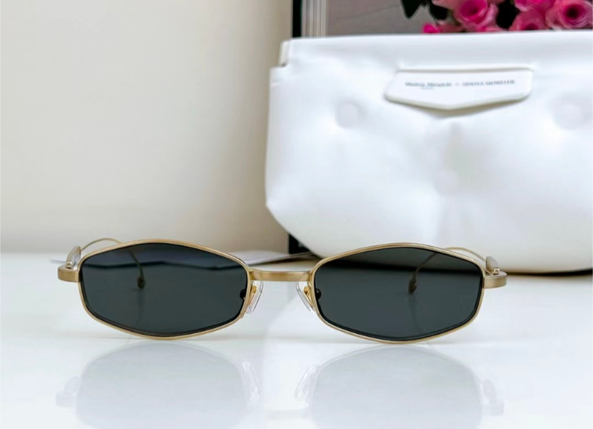 Gentle Monster Maison Margiela MM218 A030(G) Sunglasses Gold/Gray