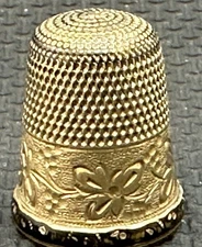 Antique Simon Brothers Leaf Pattern 9 Thimble-Stamped (Gold Plated???)