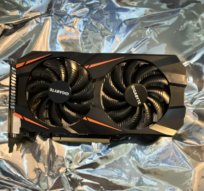 GIGABYTE NVIDIA GeForce GTX 1060 6gb Dual Fan w/ Heatsink PCIe x16