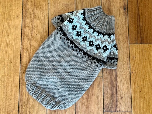 Hand Knitted Cat Sweater "Norwegian", Handmade Icelandic Wool Jumper for Dog - 第 6/8 張圖片