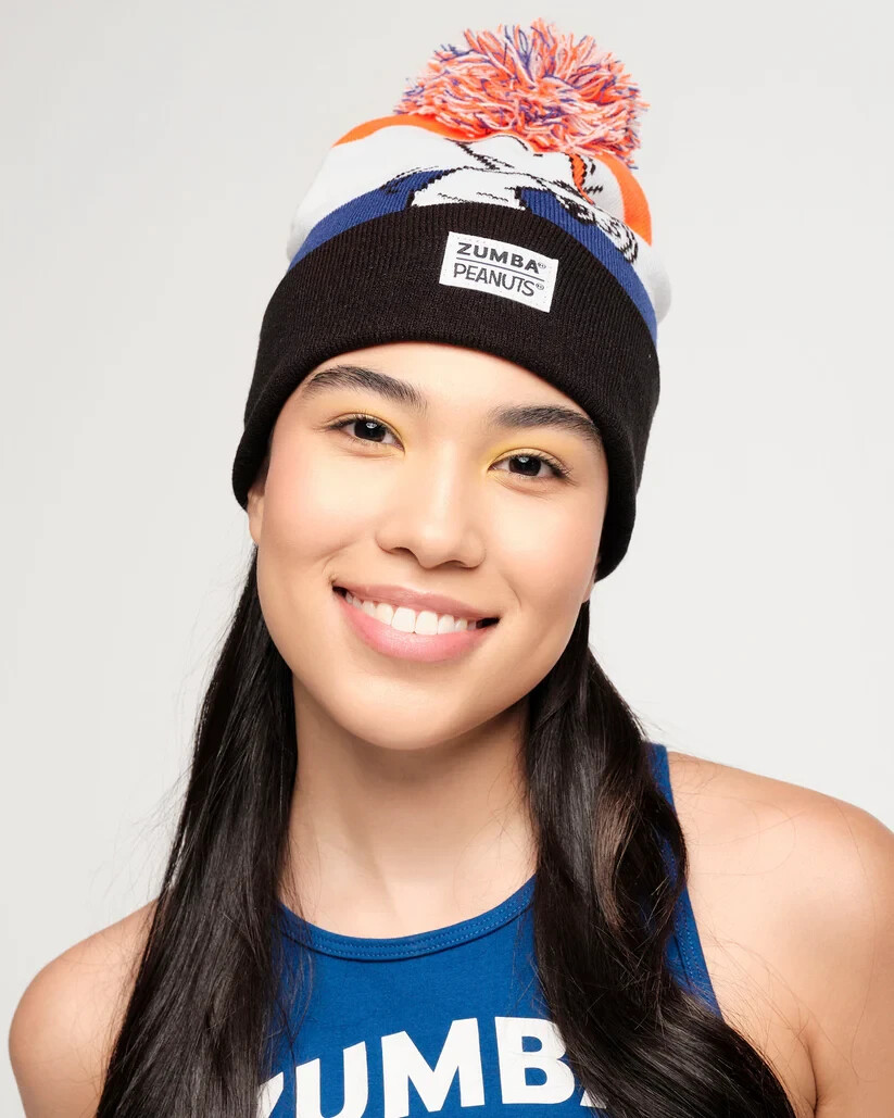 新作♪ズンバ Zumba X Peanuts Pom Pom Beanie ニット帽 Zumba X Peanuts Pom Pom Beanie Hat - Multicolored ~ New