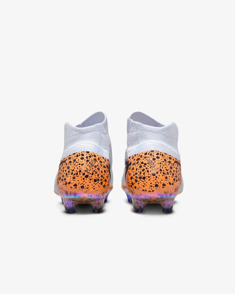 Nike Phantom Luna 2 Elite Electric FG Soccer Cleats- Olympic 