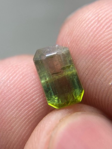 1.475 CT | Natural Bi Color Tourmaline From Africa Faceted, Loose, Gemstone - Picture 16 of 17