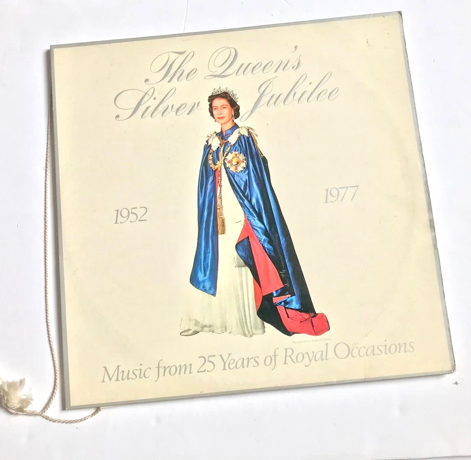 Queen Elizabeth II Silver Jubilee Music for Royal Occasions 2 x Vinyl LP Foto 2 de 4