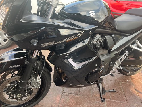 Suzuki Bandit 1250 - Picture 2 of 10