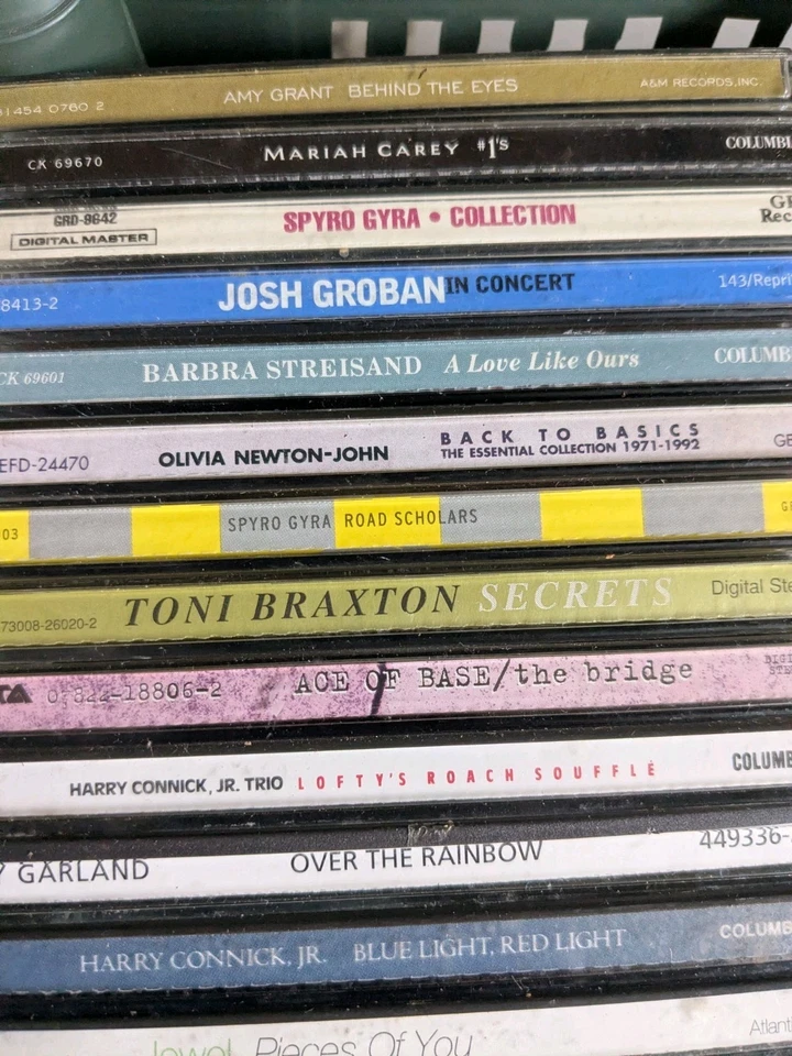 LOT Of 75 CD Mixed Genres Traffi, REM, Whitney, Sting, Madonna, Cline, Spyro ETC Foto 2 de 4