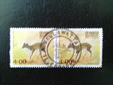 SRI LANKA  PAIR USED STAMPS 1981 ANIMALS SPOTTED CHEVROTAIN 4 RUPEES  SG720.