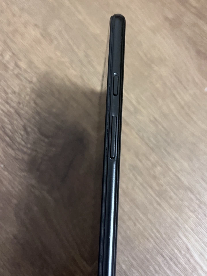 Hallo! Verkaufe ein Samsung Tab A! OHNE KRATZER! Funktioniert noch perfekt! - Bild 3 von 4