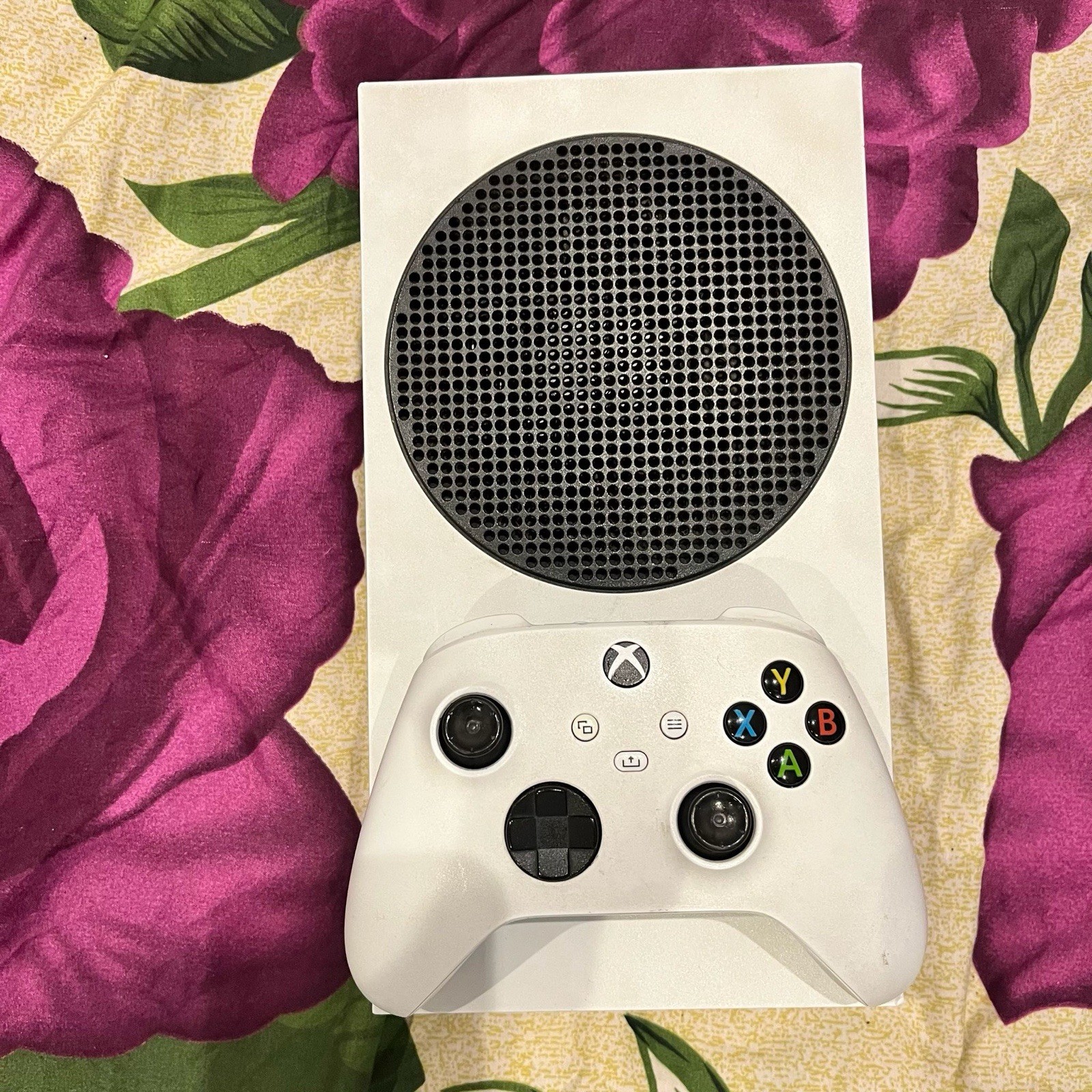 Microsoft Xbox Series S 512GB White Console with 2 Controllers