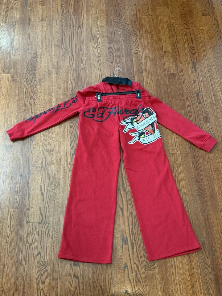 NUEVO CON ETIQUETAS ED HARDY Conjunto de Pantalones con Capucha Mujer XL Rojo Y2K Recorto Corazón Roto Cuento de Hadas Foto 4 de 4