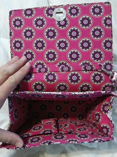 Cartera de mano acolchada de algodón rosa cachemir de Vera Bradley - Imagen 3 de 6