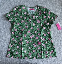 Koi Betsey Johnson Scrub Top Women  s Large Green Leopard Flora Nursing Medical