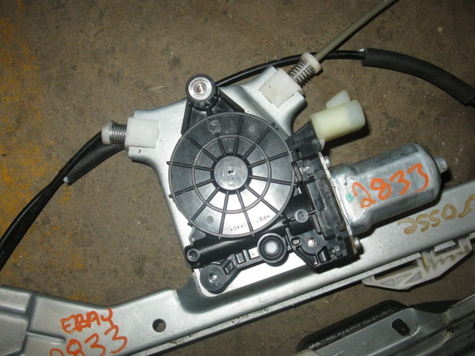 Regulador de puerta delantera derecha Buick Lacrosse Allure 2005-2009 con motor OEM Foto 4 de 4