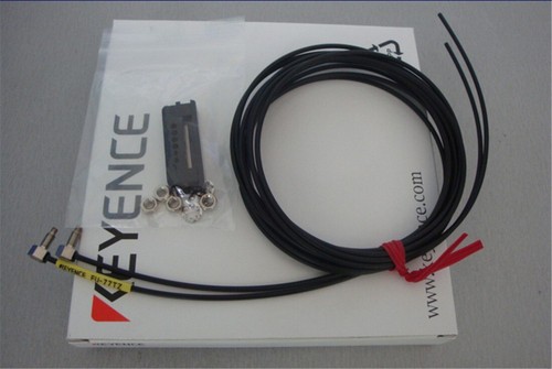 Keyence FU-77TZ Fiber Optic Sensor FU77TZ Digital Fiber Unit New In Box 1PC - Picture 3 of 3
