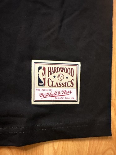 Camiseta 76ers Allen Iverson #3 NBA Mitchell & Ness Clásicos Madera Dura Talla Med - Imagen 4 de 9