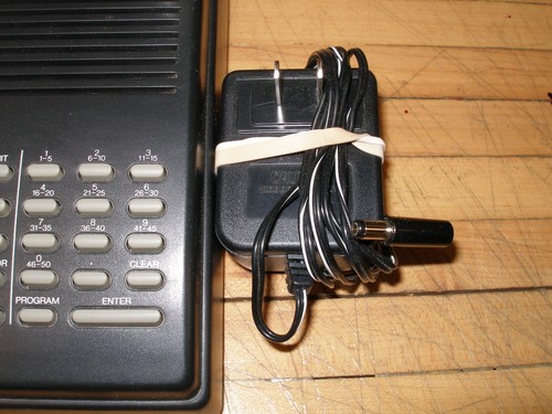 RadioShack PRO-2028 (50-Channel) Desktop Police-Fire-EMS Scanner - Zdjęcie 4 z 5