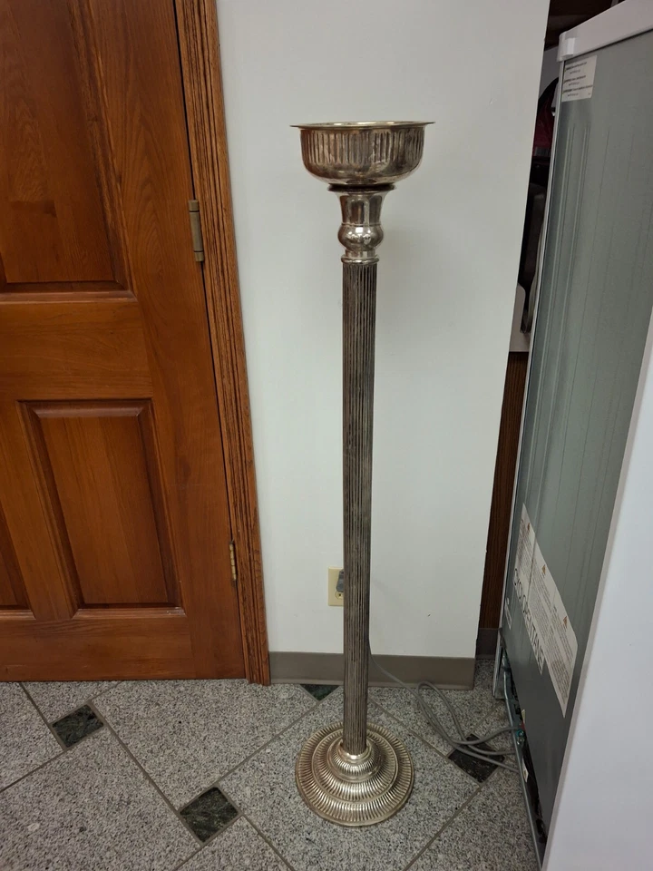 Soportes florales vintage niquelados con cuenco acanalado 51 x 10,5" Foto 3 de 4