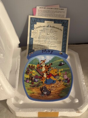 Disney Winnie the Pooh The Whole Year Through May Bradford Exchange Plate