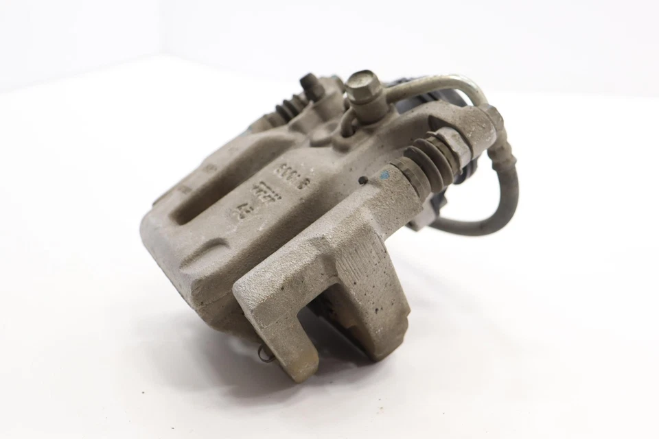 Pinza de freno de disco trasera izquierda Honda Odyssey 2018-2025 OEM Foto 2 de 4