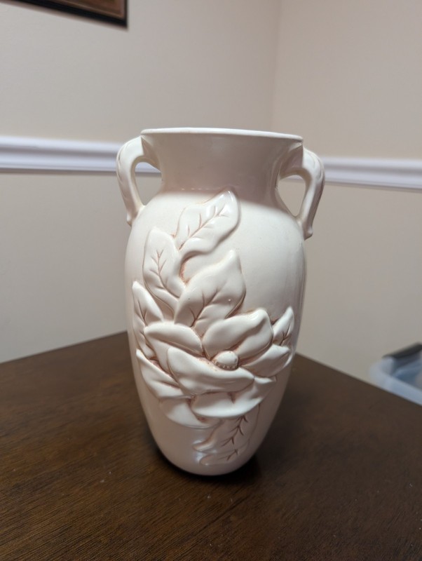 Vintage Redwing Flowered Art Deco Design 9" Vase #1218 Red Wing USA