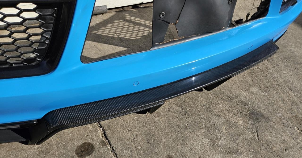 2017-2023 Audi R8 Plus OEM Rear Bumper Cover & Aftermarket Carbon Fiber Trim Ara