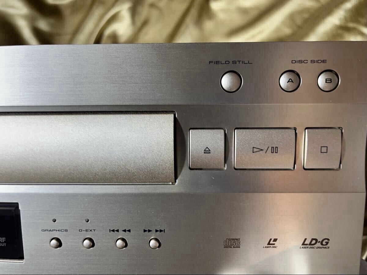 Vintage! Pioneer CLD-R7G Laserdisc Player CD LD Gold Operation