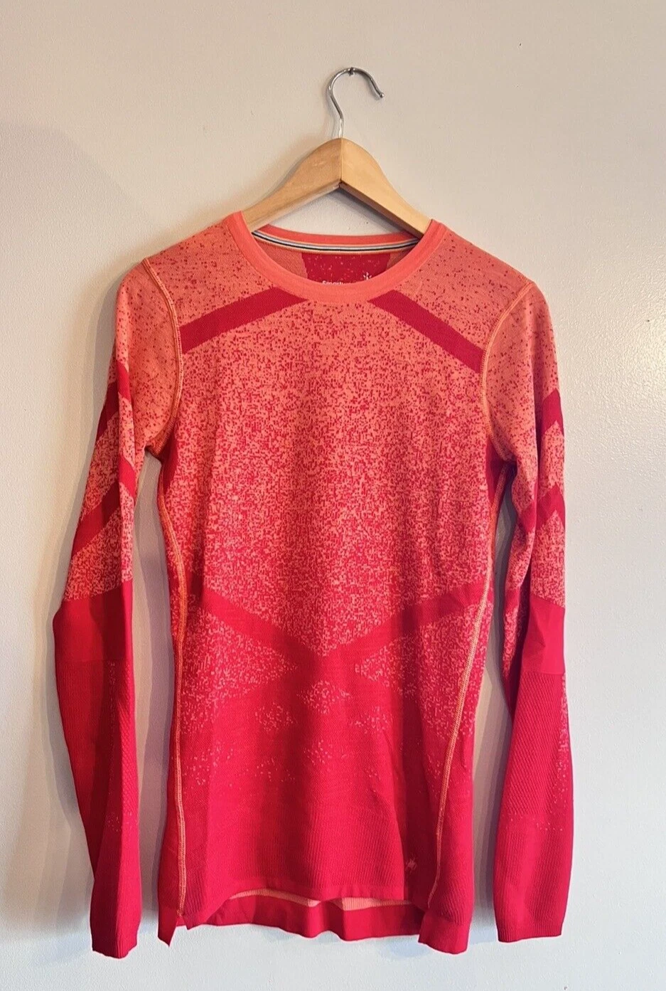 NWOT SMARTWOOL W's Intraknit Thermal Merino Base Layer Shirt Top Crew Scarlet M