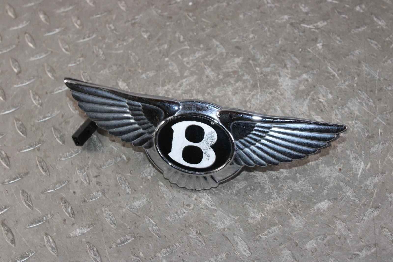 ⚠️WORN⚠️ 14-18 Flying Spur Black Rear Trunk Hatch Decklid Release Button Handle