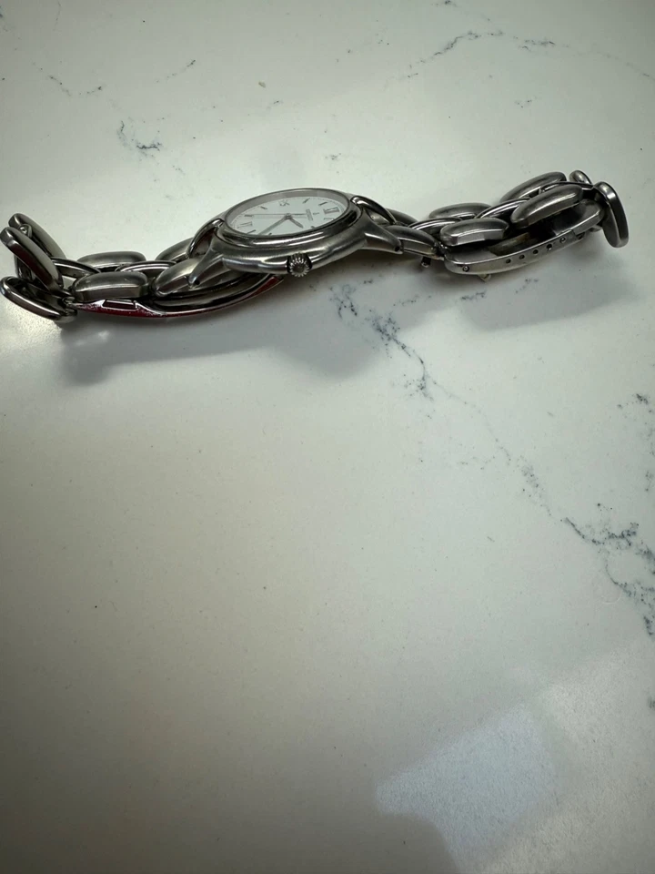 Bertolucci Pulchra 30 毫米不锈钢石英表和原装表带+表壳 — 第 4/4 张图片